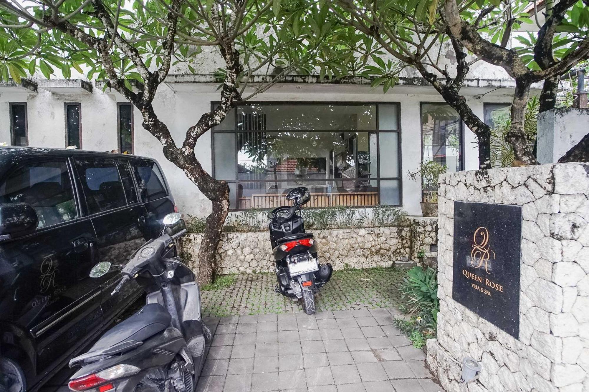 Queen Rose Villa & Spa Jimbaran Zewnętrze zdjęcie