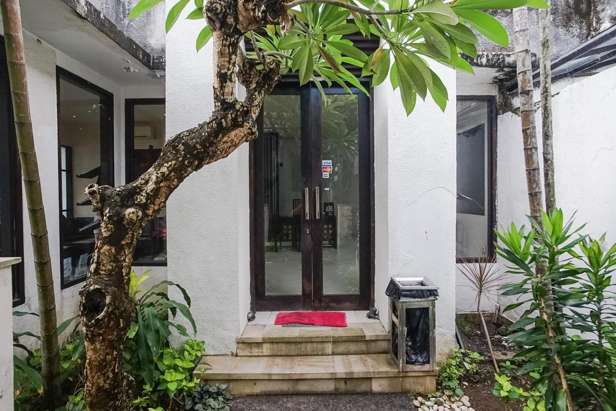 Queen Rose Villa & Spa Jimbaran Zewnętrze zdjęcie